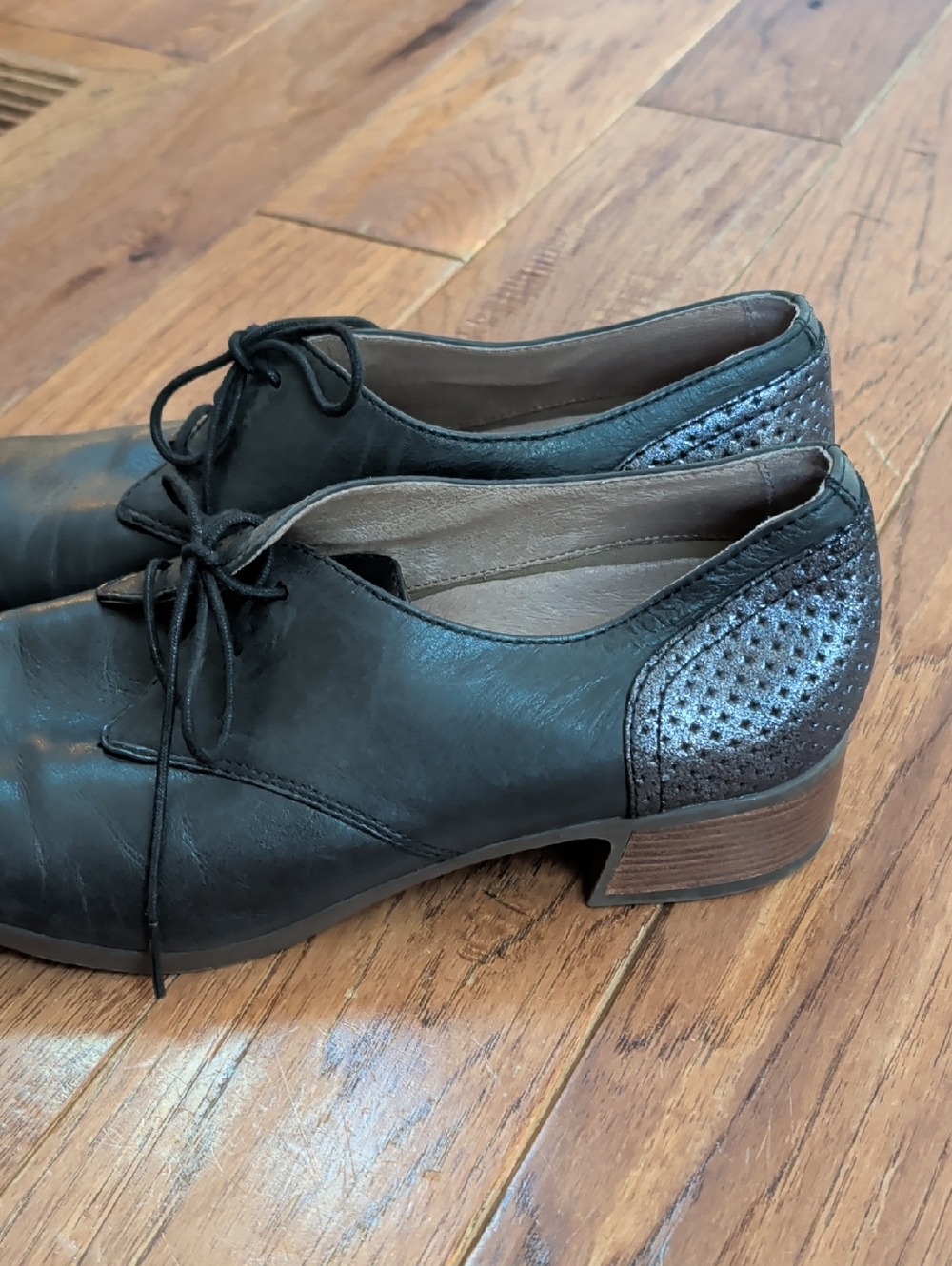 Dankso Louise Academia Black Lace-Up Low Heel Oxfords - Picture 3 of 9